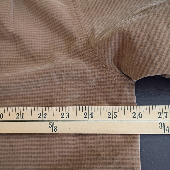 Royal Robbins Beige/Brown Checkered Button-Up Shirt - Picture 6 of 6